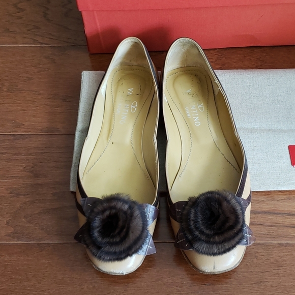 Valentino Mink Pom Flats - Picture 2 of 8